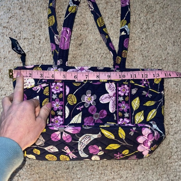 VERA BRADLEY Retired Floral Nightingale Mandy Tote - Picture 9 of 10